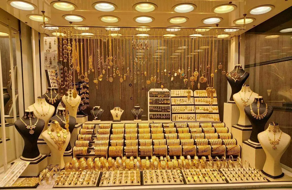 روند نزولی قیمت انواع سکه و طلا با افت نرخ دلار و بهای جهانی طلا / قیمت دلار در بازار آزاد ۲۷۶۰۰ تومان + فیلم