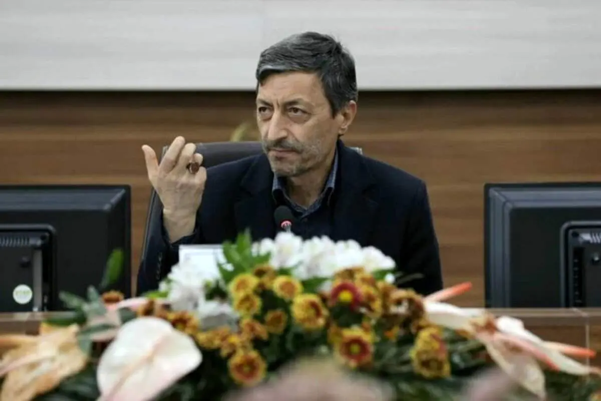فتاح: بنیاد مستضعفان نمی‌تواند جای دولت را بگیرد