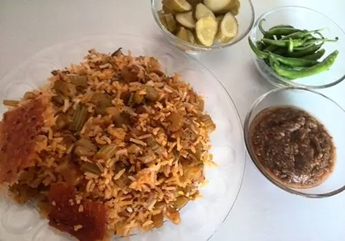 چطور خورشت کرفس لعاب دار شود؟