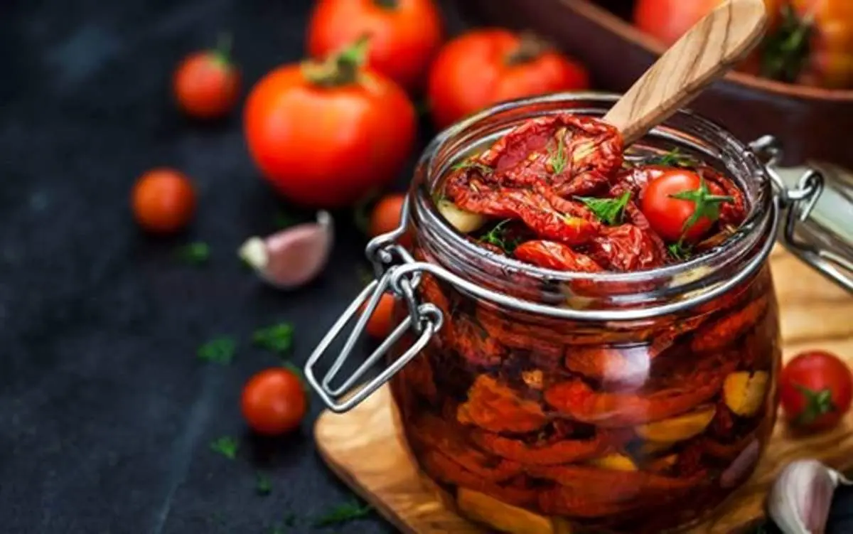 طرز تهیه گوجه خشک؛ این خوشمزهی تابستانی