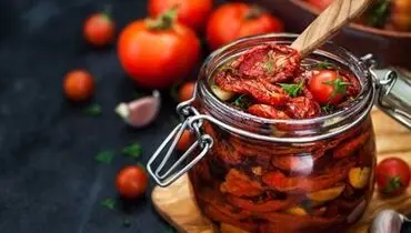 طرز تهیه گوجه خشک؛ این خوشمزه‌ی تابستانی