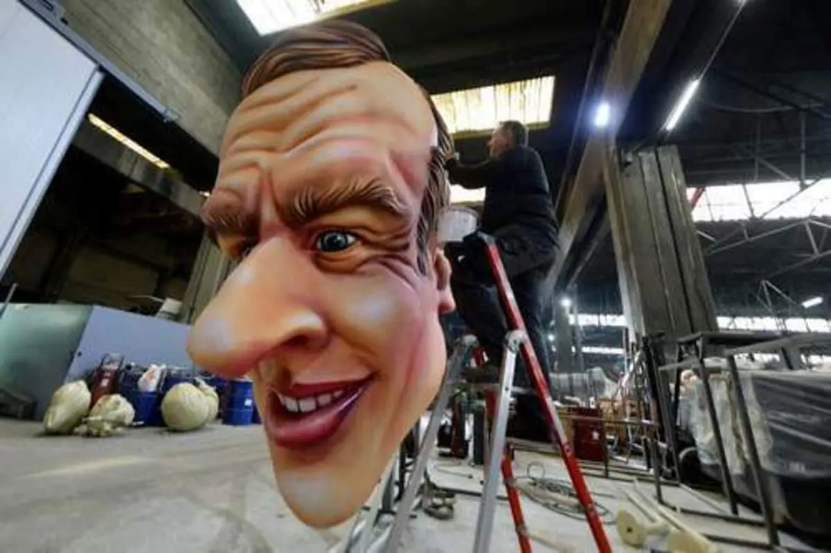 دیدنی های روز؛ از فوران آتشفشان اتنا تا اجرای مراسم آیینی ارتدوکس های در بلغارستان