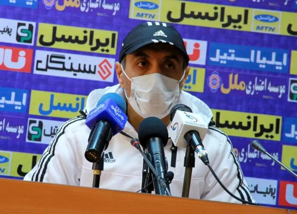 خطیبی: باوجود تیم فولاد نباید به تیم‌های عربی ایراد بگیریم!