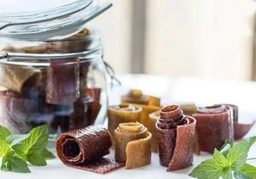 طرز تهیه لواشک گیلاس خانگی؛ خوشمزه، ترش و بدون مواد نگهدارنده