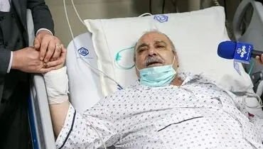 اهدای انگشتر سردار سلیمانی به محمد کاسبی + فیلم