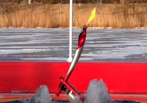 حمل مشعل المپیک توسط جکی چان +فیلم