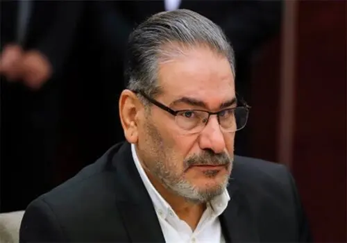 دبیر شورای عالی امنیت ملی به مردم: عقب‌نشینی در کار نخواهد بود