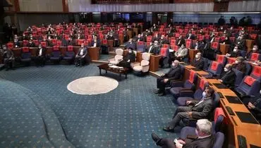 عملیات اجرایی ۴۸ پروژه بزرگ صنعتی کشور آغاز شد
