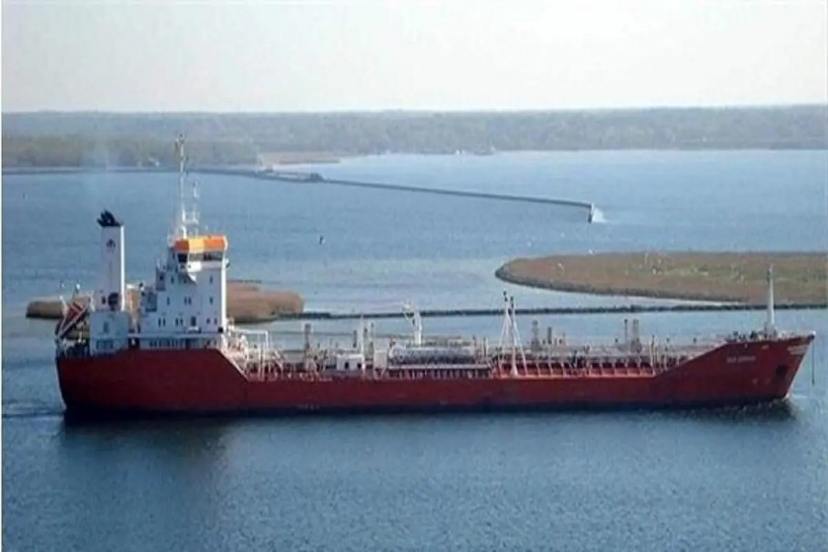 جزئیات سانحه آتش‌سوزی کشتی پانامایی در ٣٠ مایلی بندر دیر