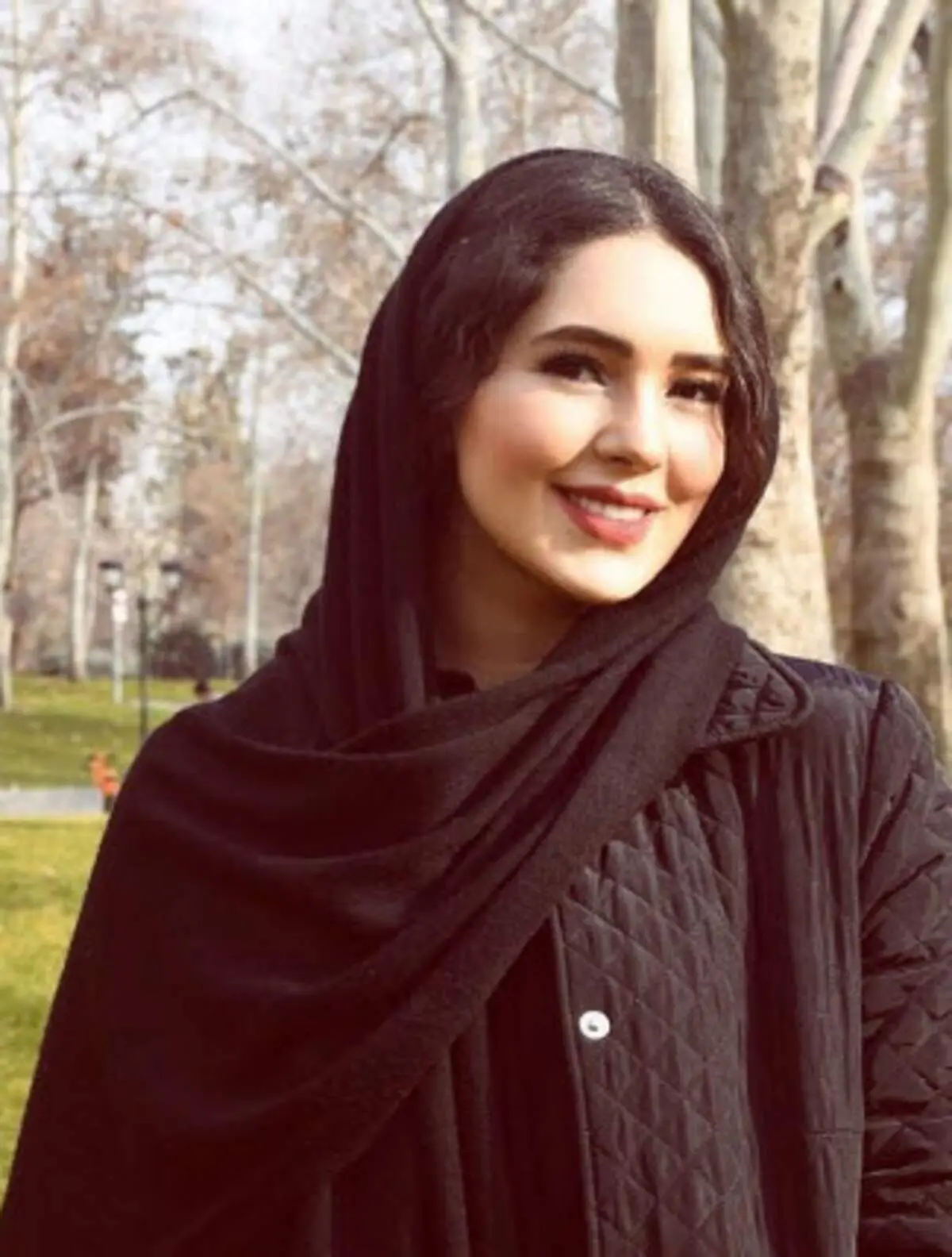 نیکی میرب‌ها بازیگر سریال نیسان آبی + بیوگرافی و عکس