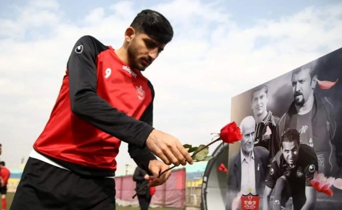 شوک لحظه آخری به پرسپولیس / ستاره سرخ ها به دلیل کرونا از ترکیب بیرون کشیده شد