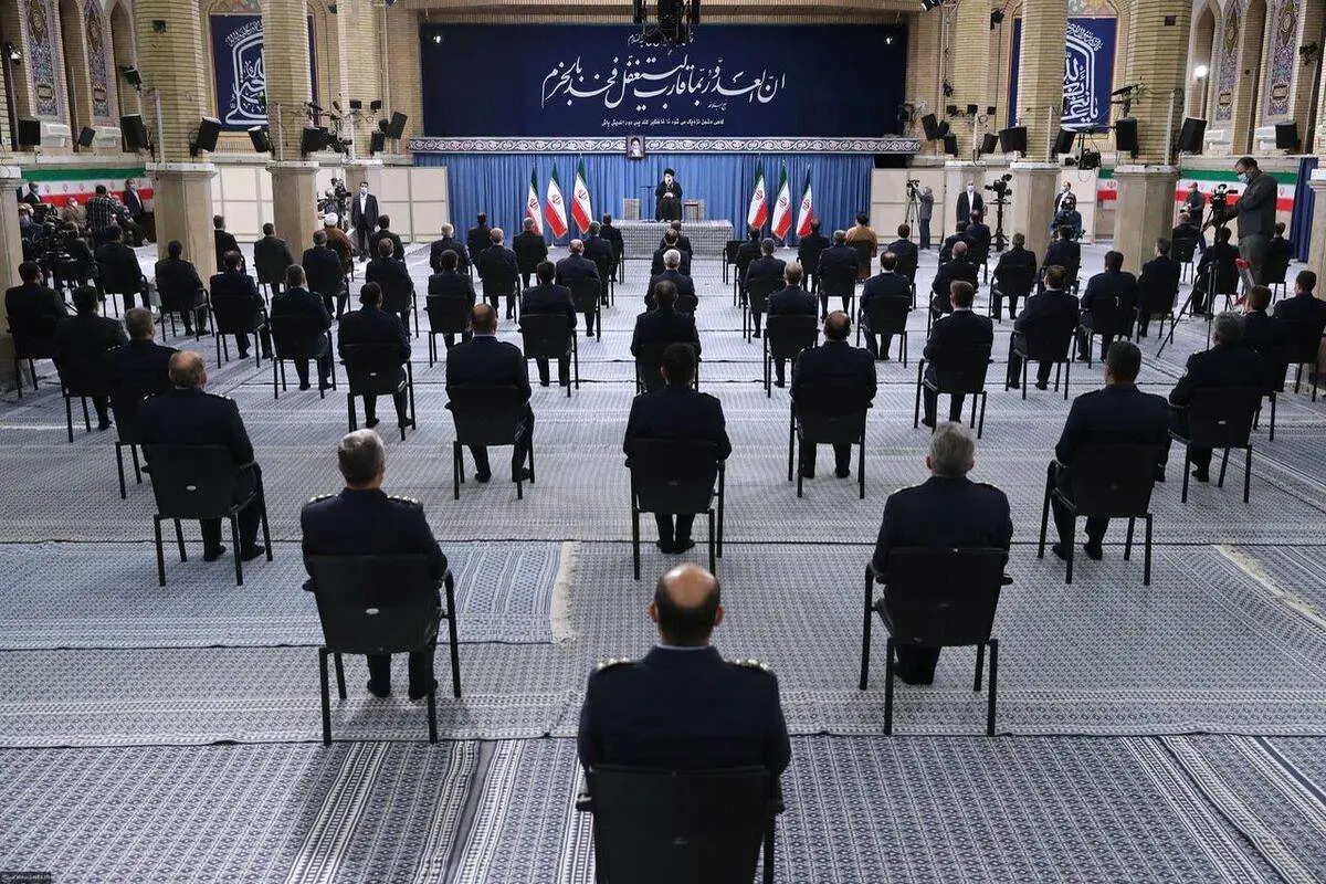 رهبر انقلاب: آمریکا امروز از جایی ضربه می‌خورد که هرگز فکرش را نمی‌کرد/ من هم تزریق نوبت سوم واکسن کرونا را انجام دادم