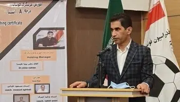 دبیر کل در فدراسیون فوتبال ماندنی شد