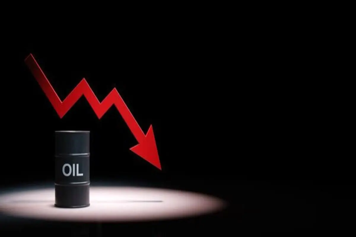 کاهش قیمت نفت تحت تاثیر چشم انداز بازگشت صادرات ایران