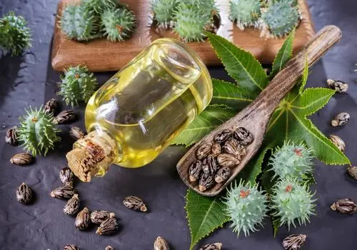 با این روغن با لک صورتتان خداحافظی کنید