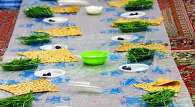 خوردن وعده «سحری» برای روزه داران لازم است
