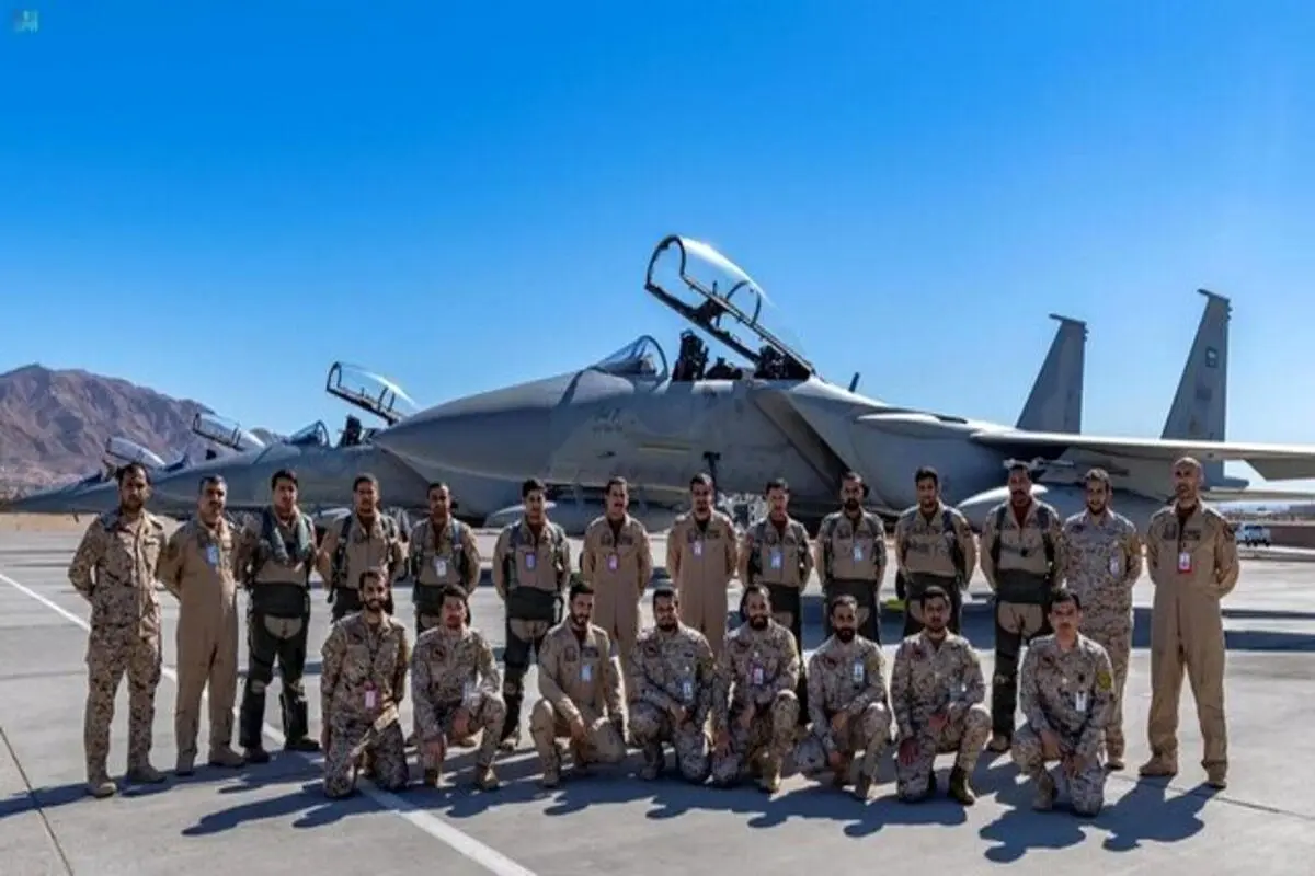 ورود ۶ فروند جنگنده سعودی به یک پایگاه آمریکایی