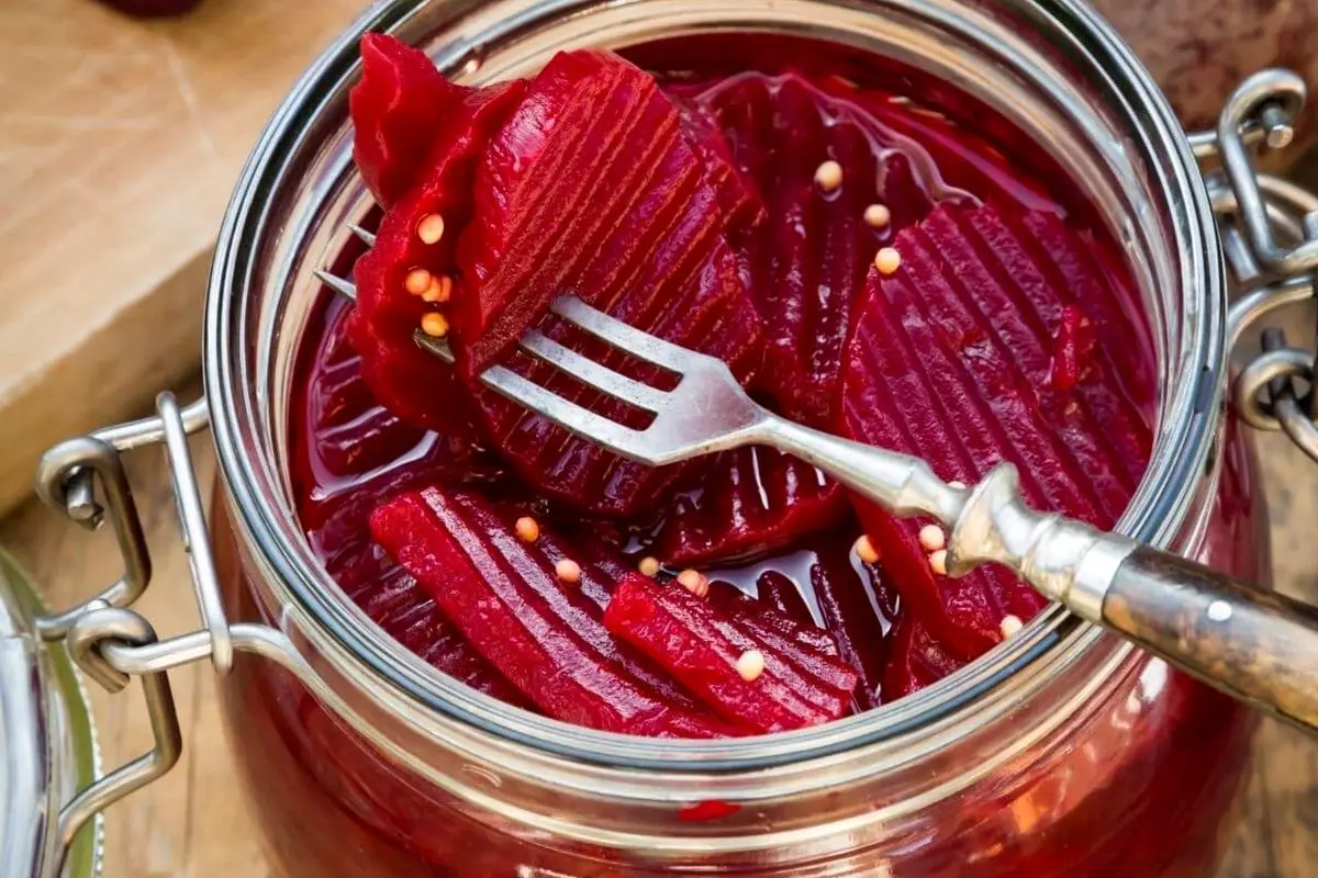 طرز تهیه ترشی لبو