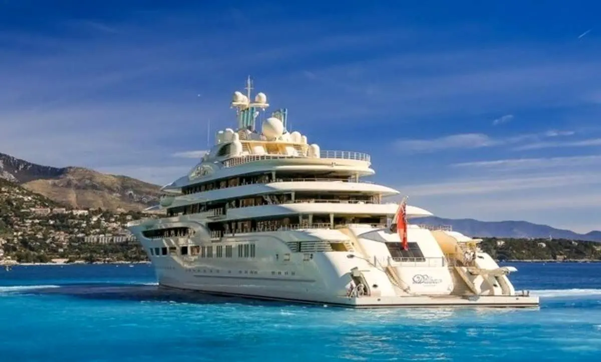 کشتی لاکچری رفیق پوتین توقیف شد