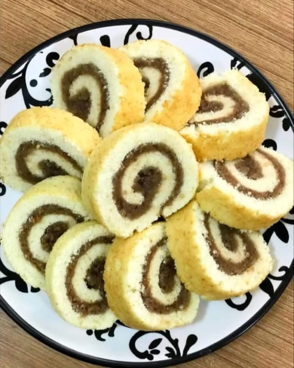رولت سیب