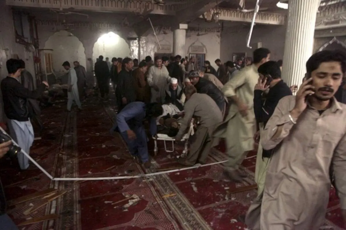 دیدنی های روز؛ از حمله تروریستی داعش به شیعیان پاکستان تا درختکاری رهبر کره شمالی