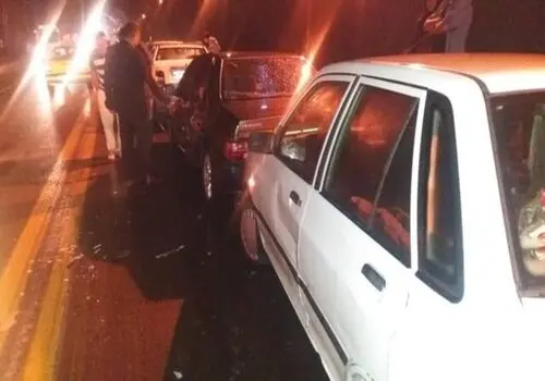 فرضیه محتمل روزنامه های تهران درباره علت حادثه بندر
