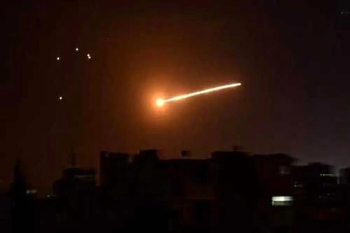 حمله هوایی رژیم صهیونیستی به دمشق جان دو سوری را گرفت + فیلم