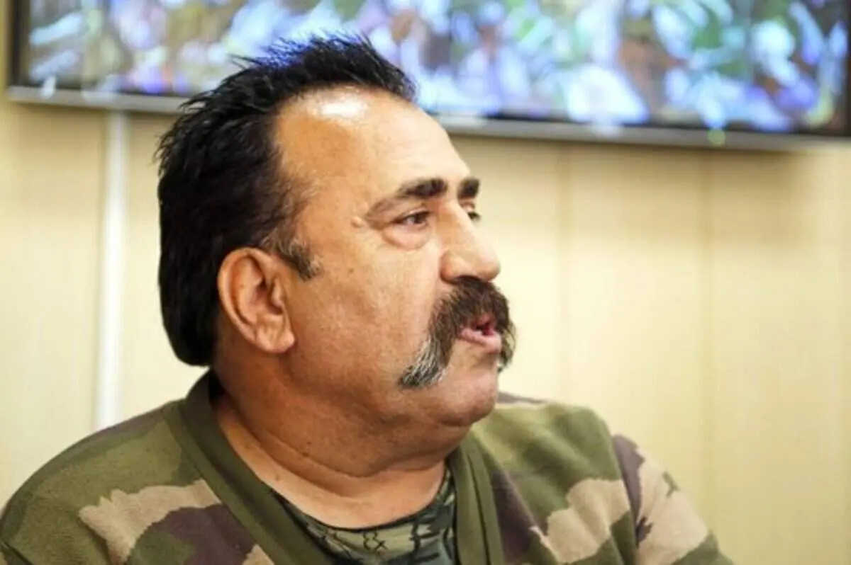 فنایی به جای مشورت من را بلاک می‌کند!