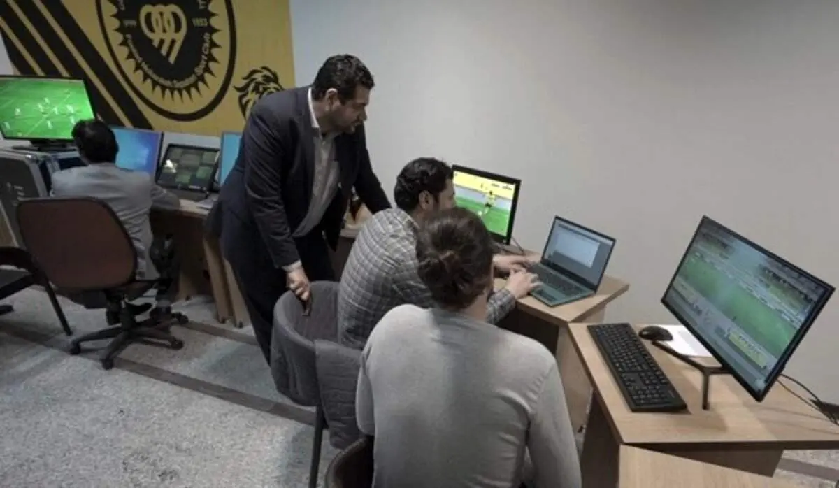 آزمایش موفق سیستم VAR در ورزشگاه نقشجهان