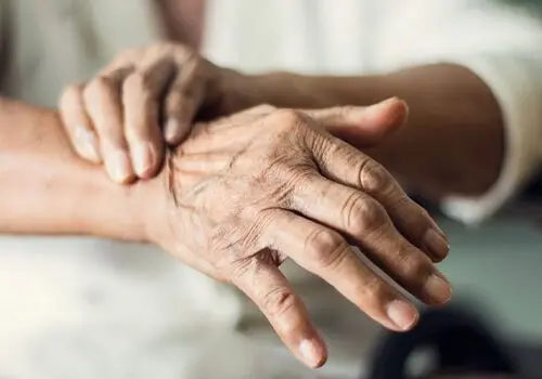 عوارض خاص برخی مکمل‌ها روی بدن