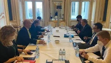 مورا و اولیانوف در حاشیه مذاکرات وین مجددا دیدار کردند