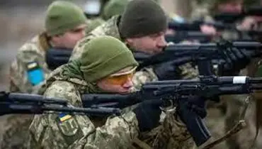 درگیری مسلحانه بین خود مردم اوکراین | عاقبت توزیع بی‌ملاحظه سلاح در کی‌یف! + فیلم
