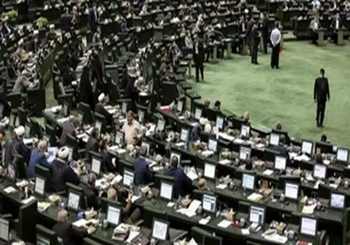 حاجی بابایی نایب رئیس اول مجلس شد