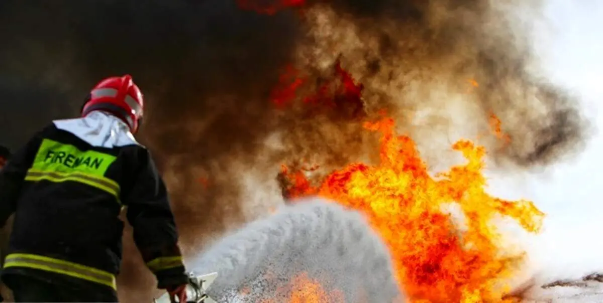 اولین انفجار چهارشنبه سوری در کرمانشاه/ ۵ مغازه آتش گرفت