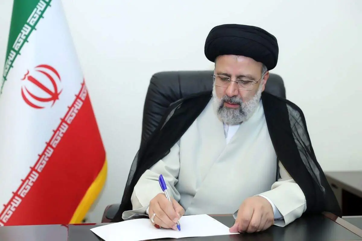 رئیس جمهور قانون عدم افزایش قیمت گازبهای کوره‌های آجرپزی را ابلاغ کرد