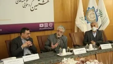فارسی‌آموزان را به حال خود رها نکنیم