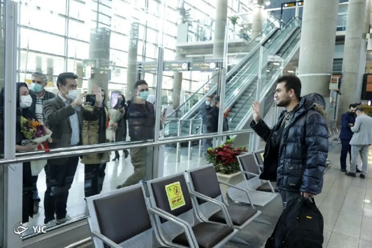 تصاویری از بازگشت ایرانیان مقیم اوکراین به کشور + فیلم