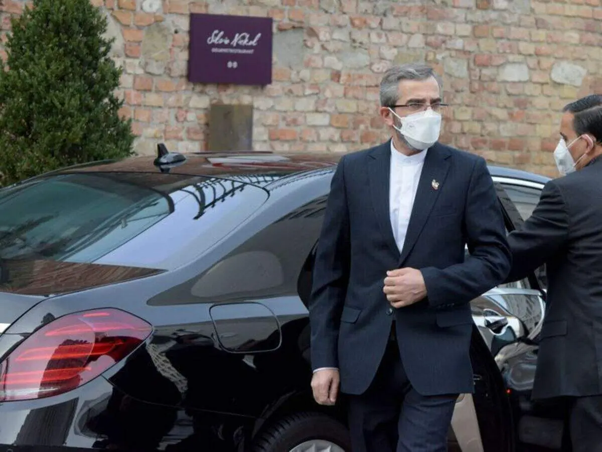 تنفس موقت و کوتاه مذاکرات / عوامل خارجی دلیل توقف گفت‌ وگوها
