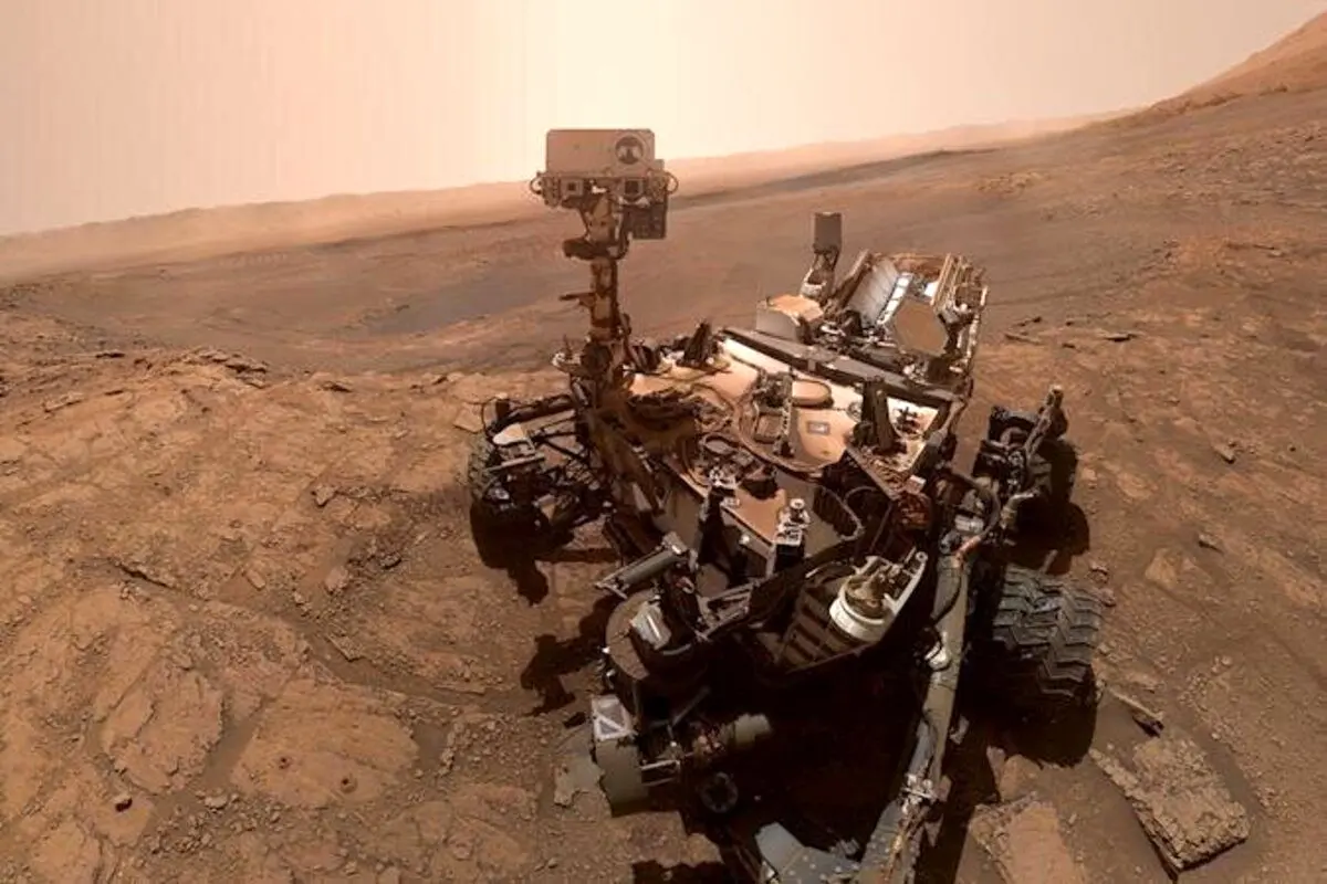 پانورامایی زیبا از سطح مریخ که توسط مریخ‌نورد کنجکاوی گرفته شده است + فیلم