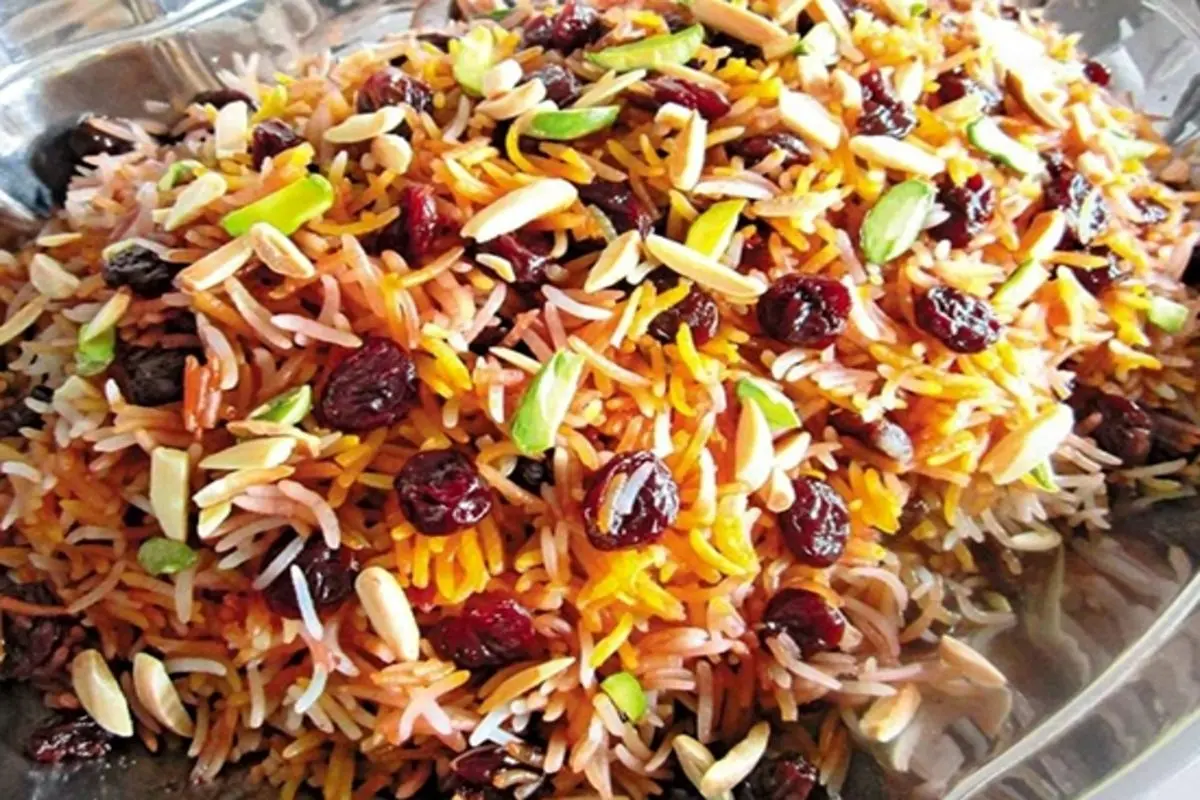 طرز تهیه آلبالوپلو؛ طعمی جذاب با نوبرانه تابستان
