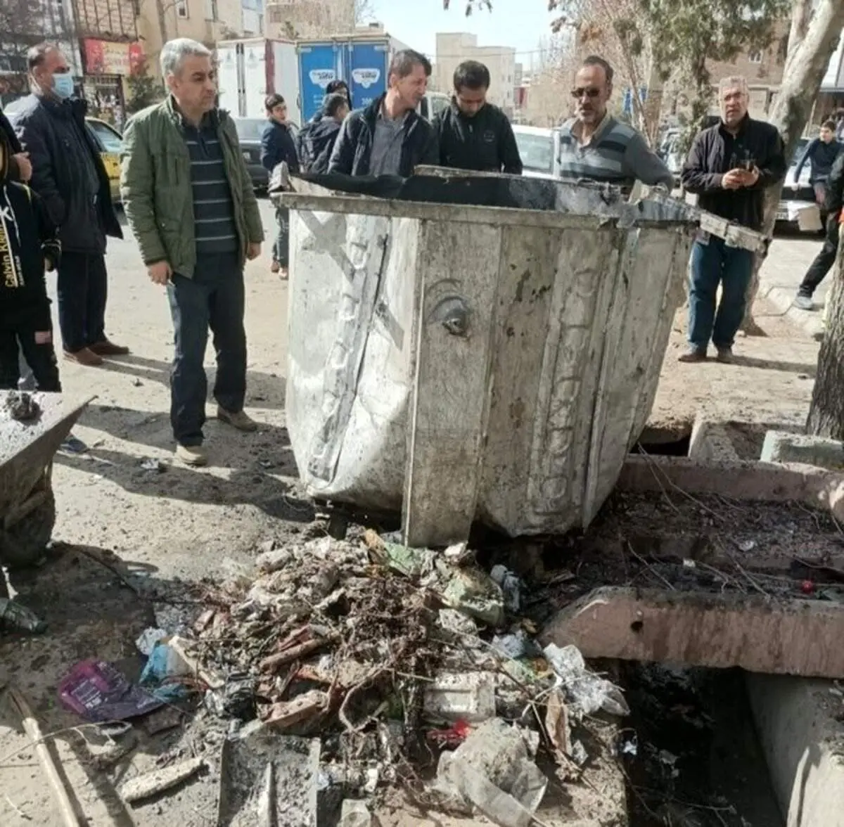 انفجار ترقه در باکس زباله در تبریز حادثه ساز شد