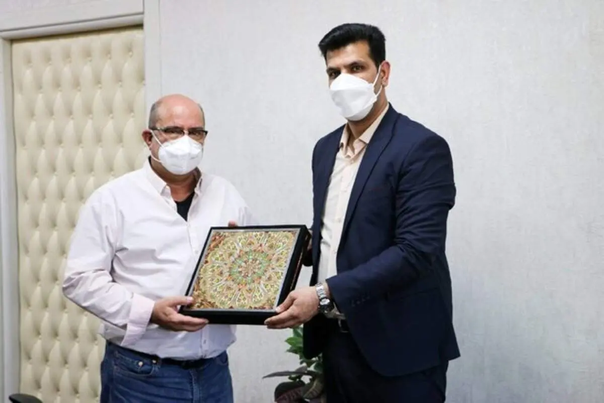 سرمربی پیشین تیم ملی هندبال: در قهرمانی جهان ایران را تشویق می‌کنم