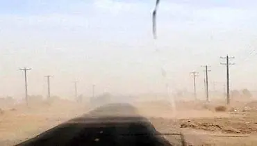 طوفان شن محور بم - کرمان را مسدود کرد/شعاع دید کمتر از ۵ متر