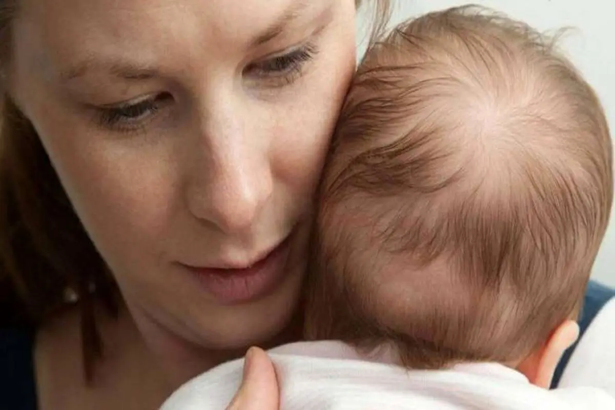 استرس والدین چه بلایی بر سر نوزادان می‌آورد؟