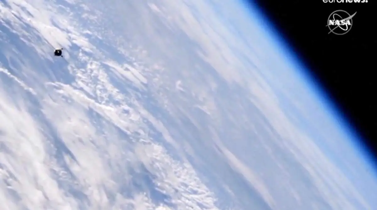 لحظه ورود فضانوردان روسیه به ایستگاه بین‌المللی فضایی+فیلم