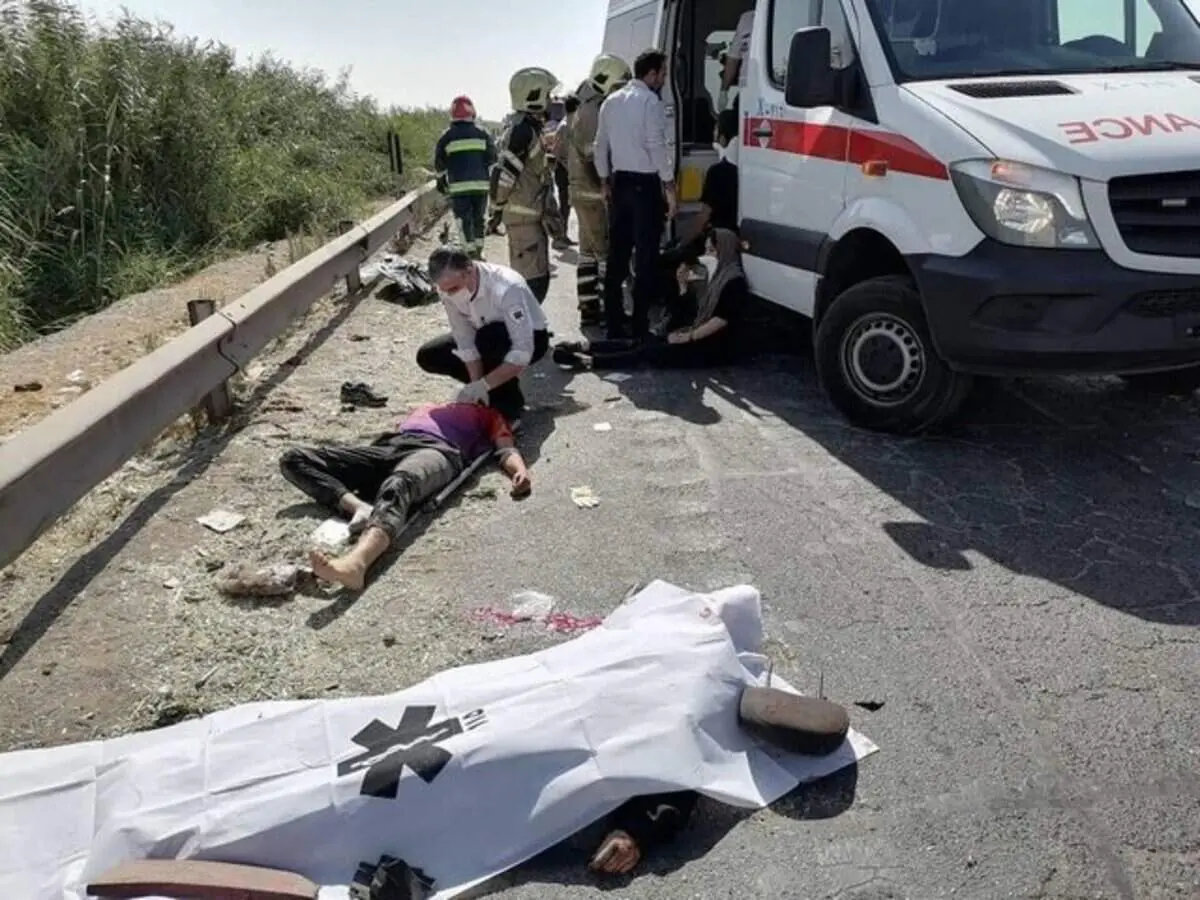 حادثه رانندگی در محور انارک/ فوت همسر فرماندار شاهین شهر