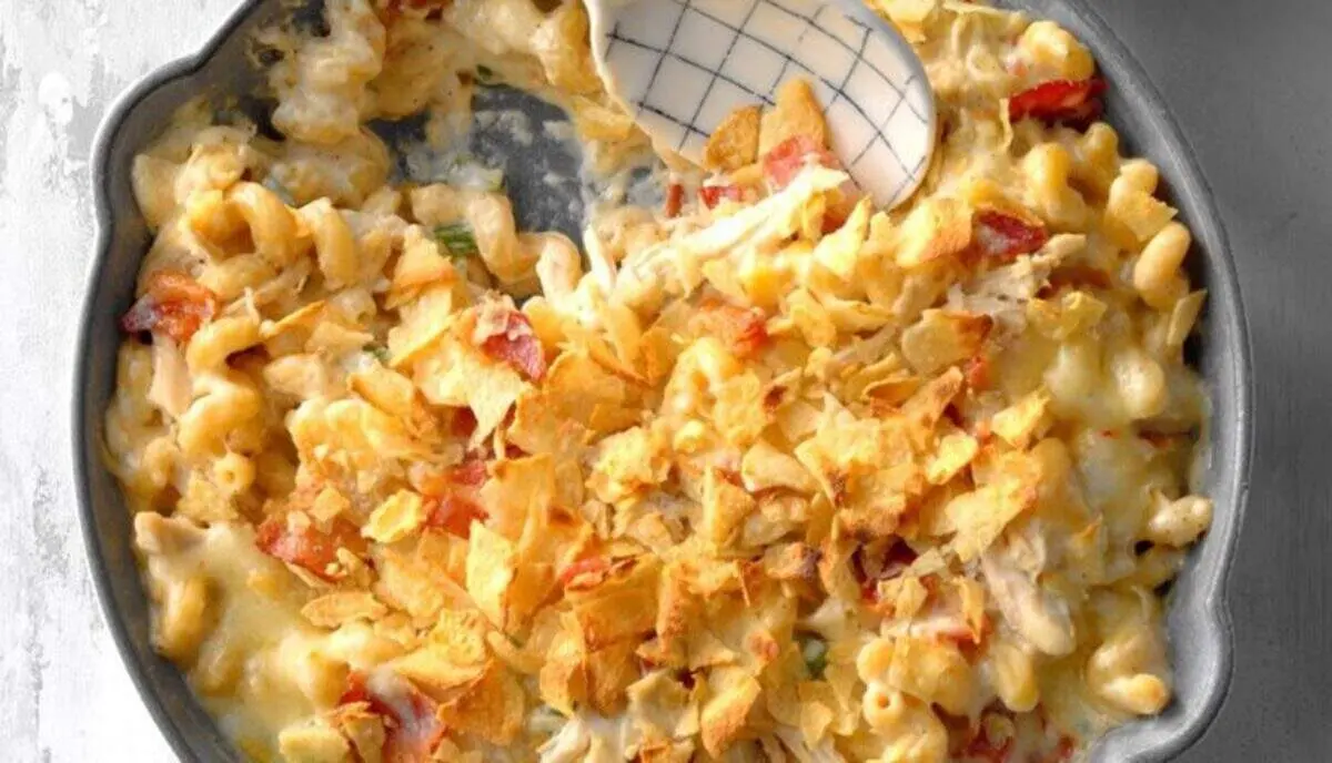 طرز تهیه مک اند چیز با مرغ با سس بشامل خوش طعم
