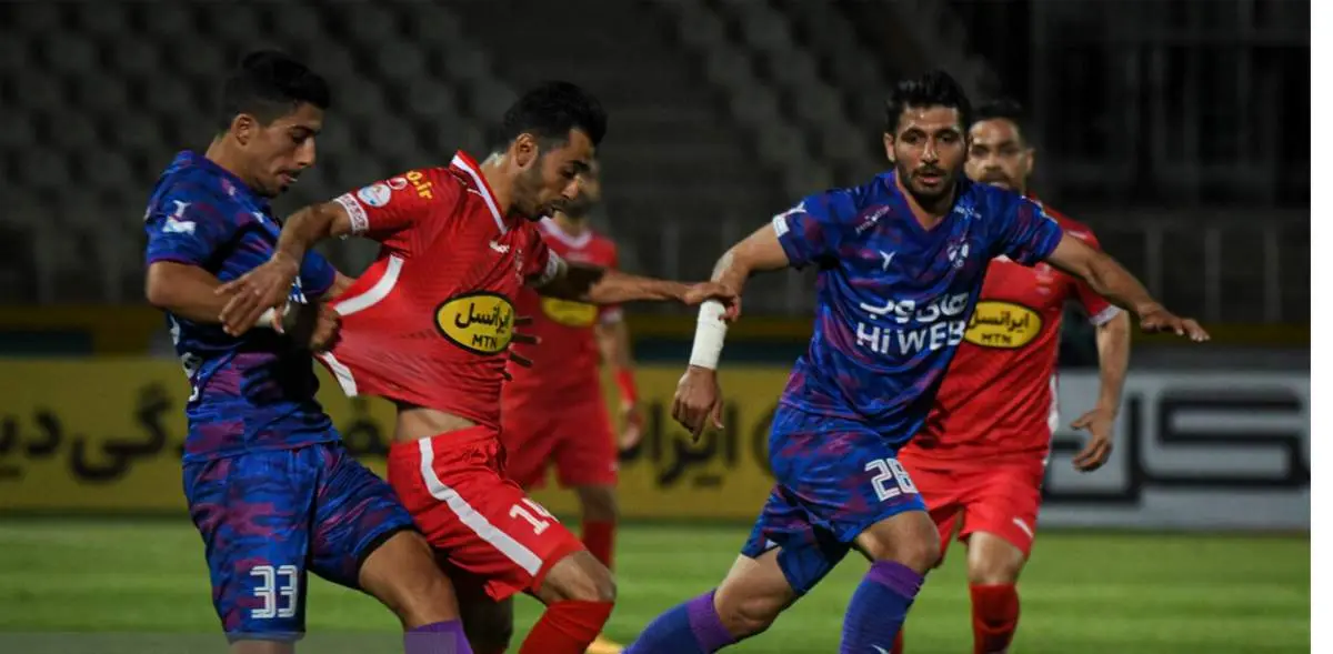 دیدار تیم های فوتبال هوادار و پرسپولیس تهران