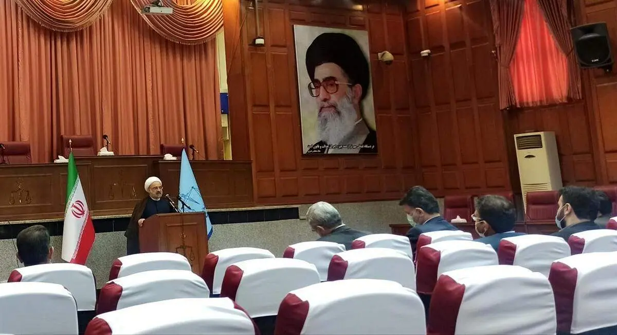 معاون اول قوه قضاییه: رسیدگی سریع و متقن به پرونده های مفاسد اقتصادی مورد انتظار جامعه از دستگاه قضایی است/ کلیه پرونده های معوق مجتمع قضایی امور اقتصادی باید تا پایان سال تعیین تکلیف شود