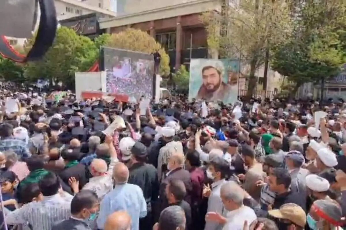 پیکر شهید جهادگر حجت‌الاسلام دارایی در مشهد تشییع شد